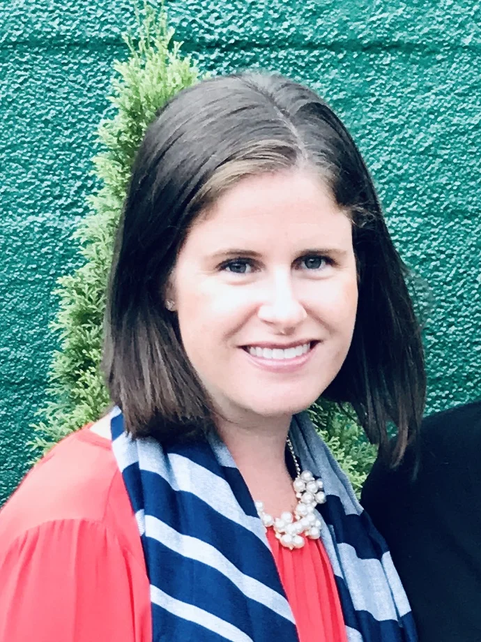 Liz Larson 美国 CRS 团队